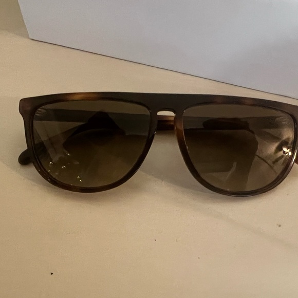 Givenchy Brown Sunglasses excellent condition - Picture 6 of 6